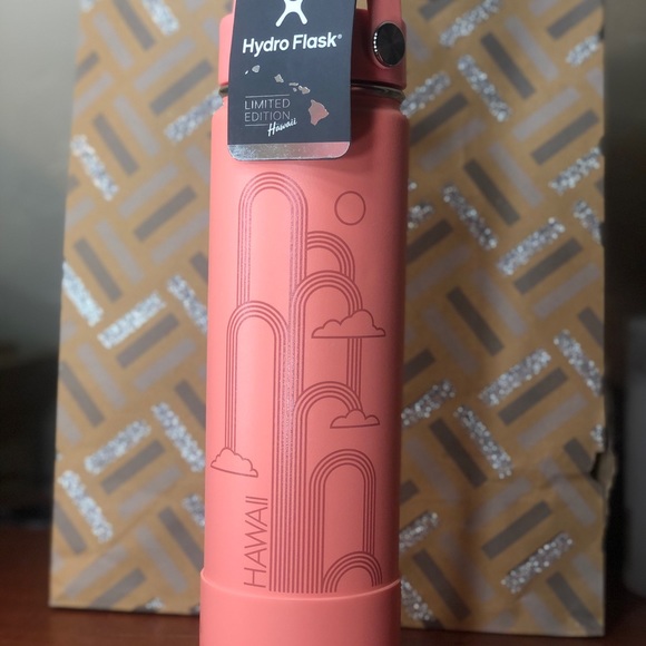 Hydro Flask Hawaii limited Edition - Picture 2 of 4